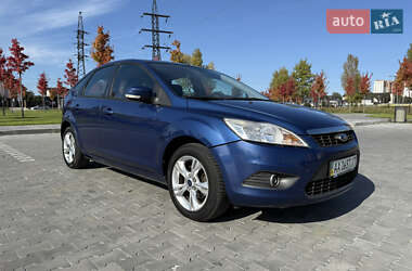 Ford Focus  2010