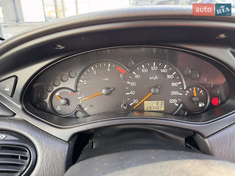 Хетчбек Ford Focus 2002 в Києві