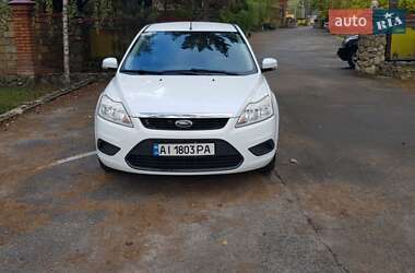 Ford Focus  2010