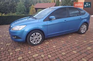 Ford Focus  2010