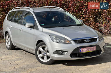Ford Focus  2010