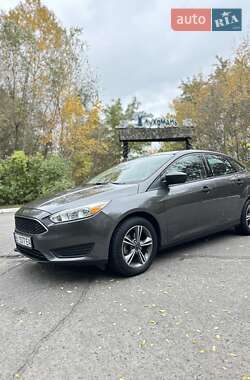Ford Focus  2015