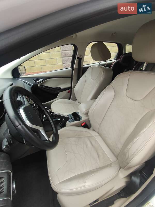 Хэтчбек Ford Focus 2013 в Тернополе