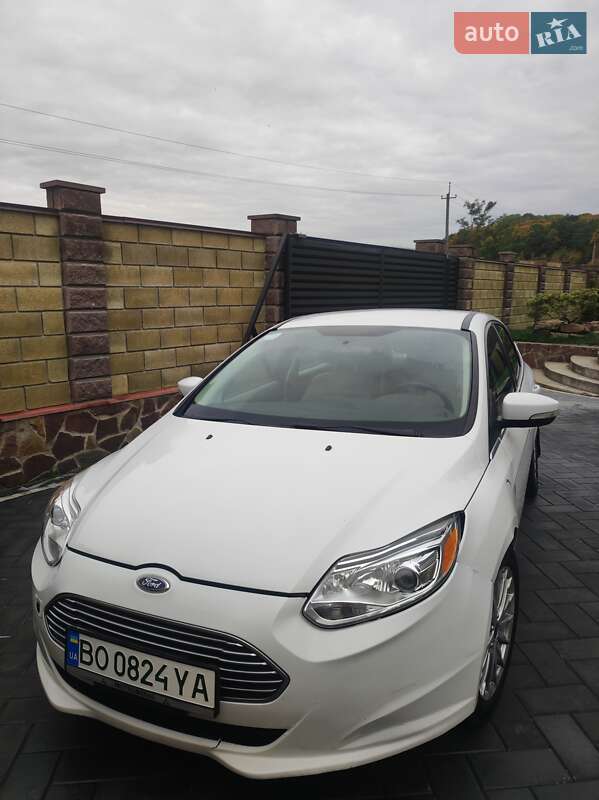 Хэтчбек Ford Focus 2013 в Тернополе