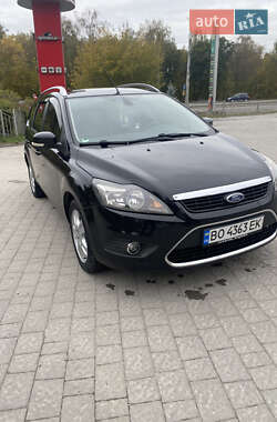 Ford Focus  2010