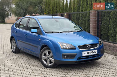 Ford Focus  2004