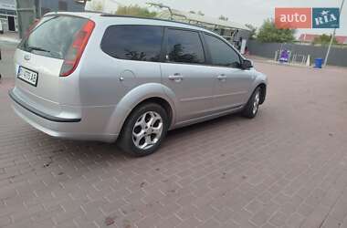 Ford Focus  2005