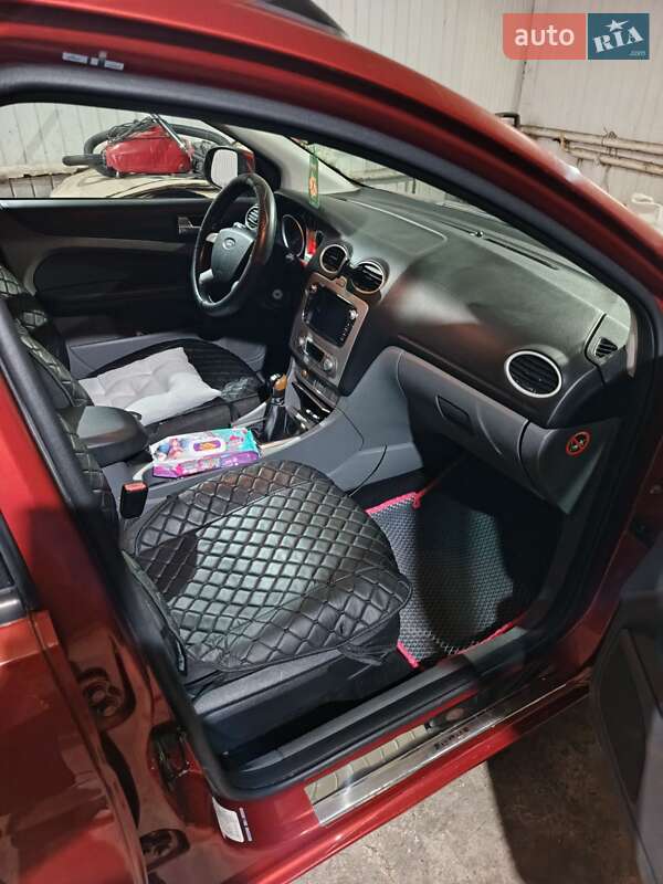 Универсал Ford Focus 2008 в Пятихатках фото 10 Универсал Ford Focus 2008 в Пятихатках