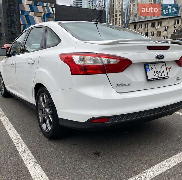 Седан Ford Focus 2013 в Киеве