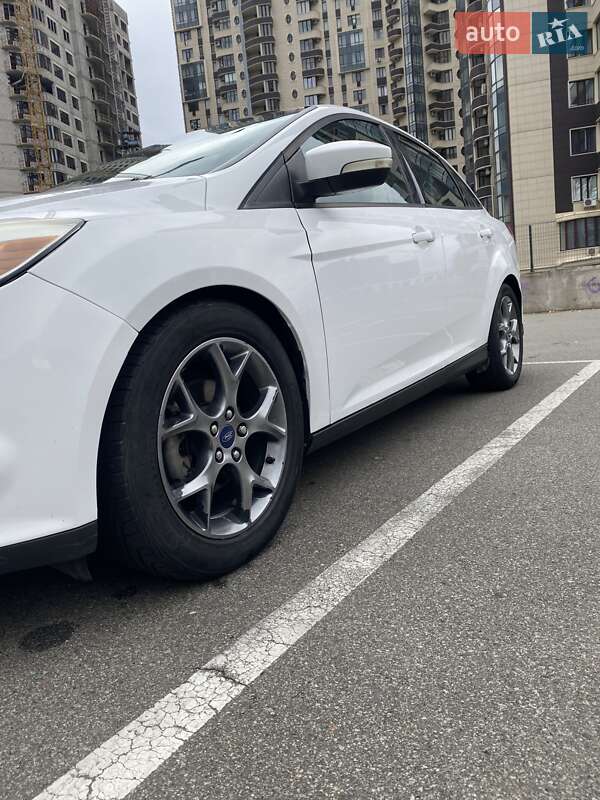 Седан Ford Focus 2013 в Киеве