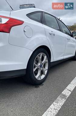 Седан Ford Focus 2013 в Киеве