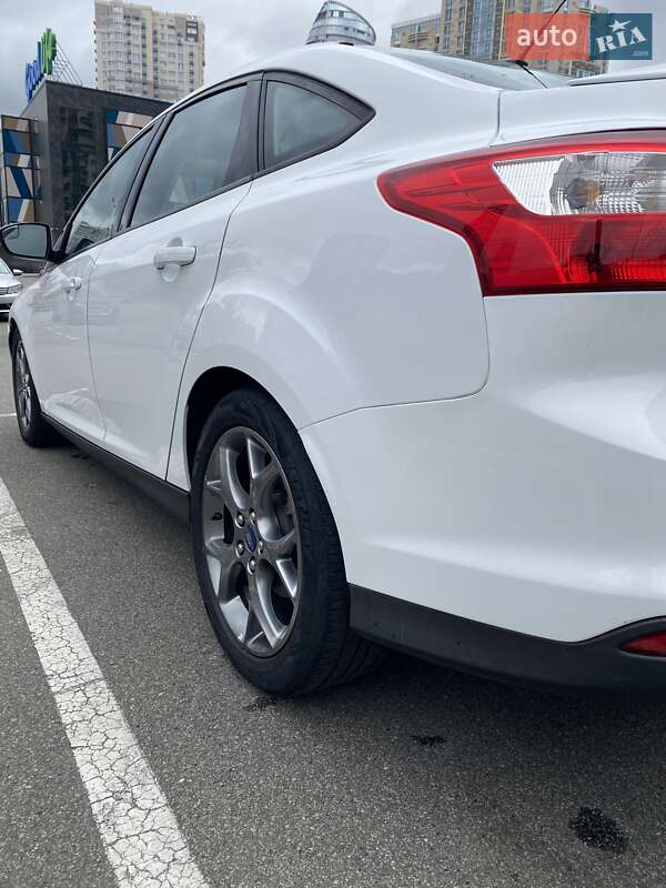 Седан Ford Focus 2013 в Киеве