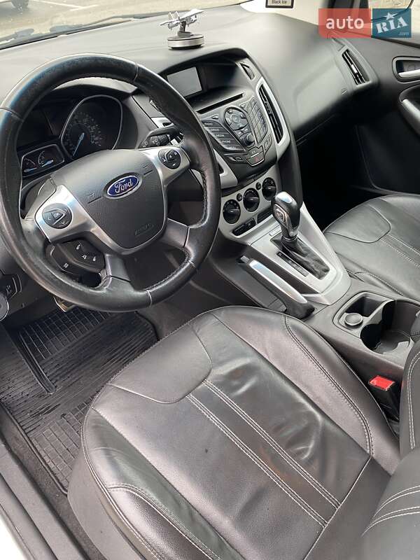 Седан Ford Focus 2013 в Киеве