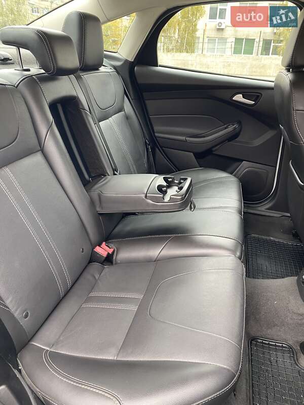 Седан Ford Focus 2013 в Киеве