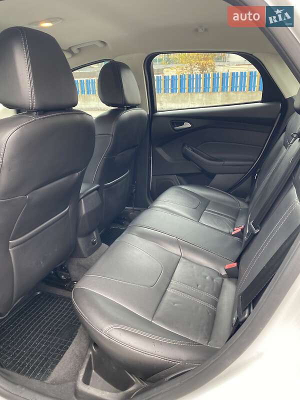 Седан Ford Focus 2013 в Киеве