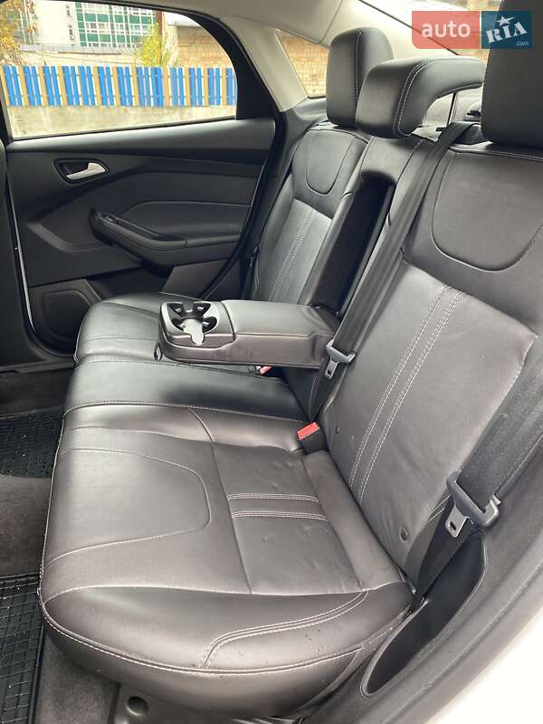 Седан Ford Focus 2013 в Киеве