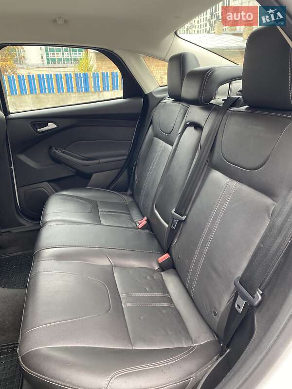 Седан Ford Focus 2013 в Киеве