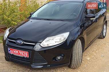 Ford Focus  2011