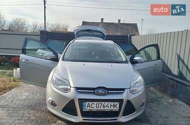 Ford Focus  2012