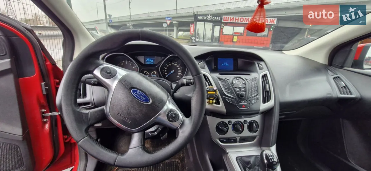 2011 Ford Focus - мініатюра 2