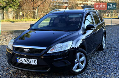 Ford Focus  2010