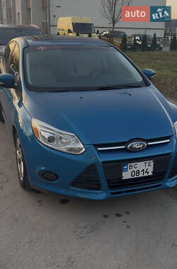 Ford Focus  2012