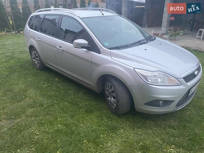 Универсал Ford Focus 2010 в Львове