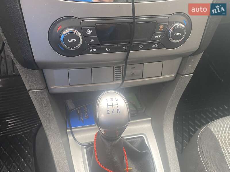 Универсал Ford Focus 2010 в Львове