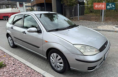 Ford Focus  2003