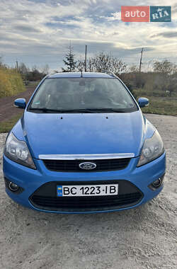 Ford Focus  2010