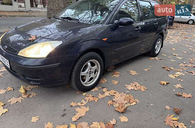 Ford Focus  2004