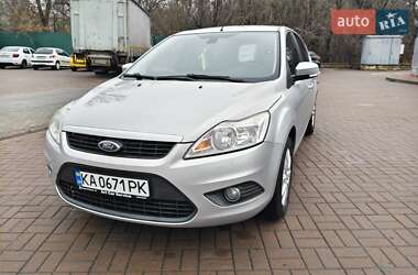 Ford Focus  2010