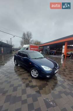Ford Focus  2003