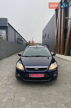 Ford Focus  2011