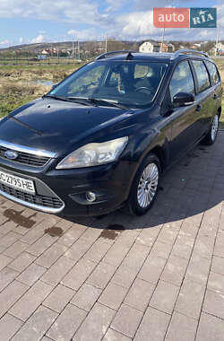 Ford Focus  2010
