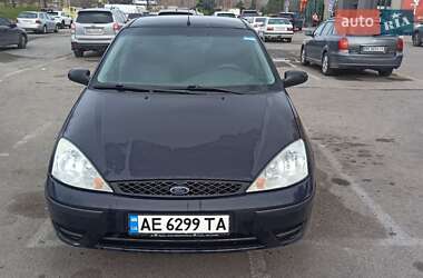 Ford Focus  2004