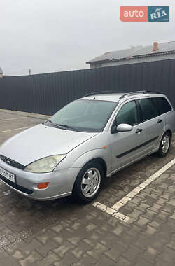 Ford Focus  2001