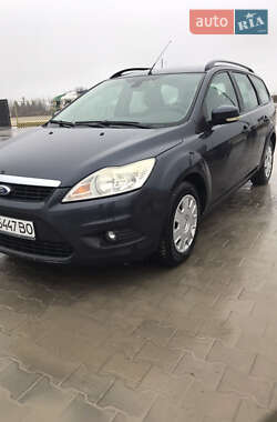 Ford Focus  2010