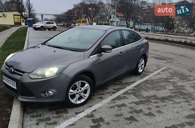 Ford Focus  2011