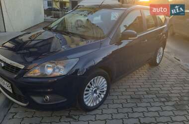 Ford Focus  2010
