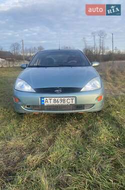 Ford Focus  2001