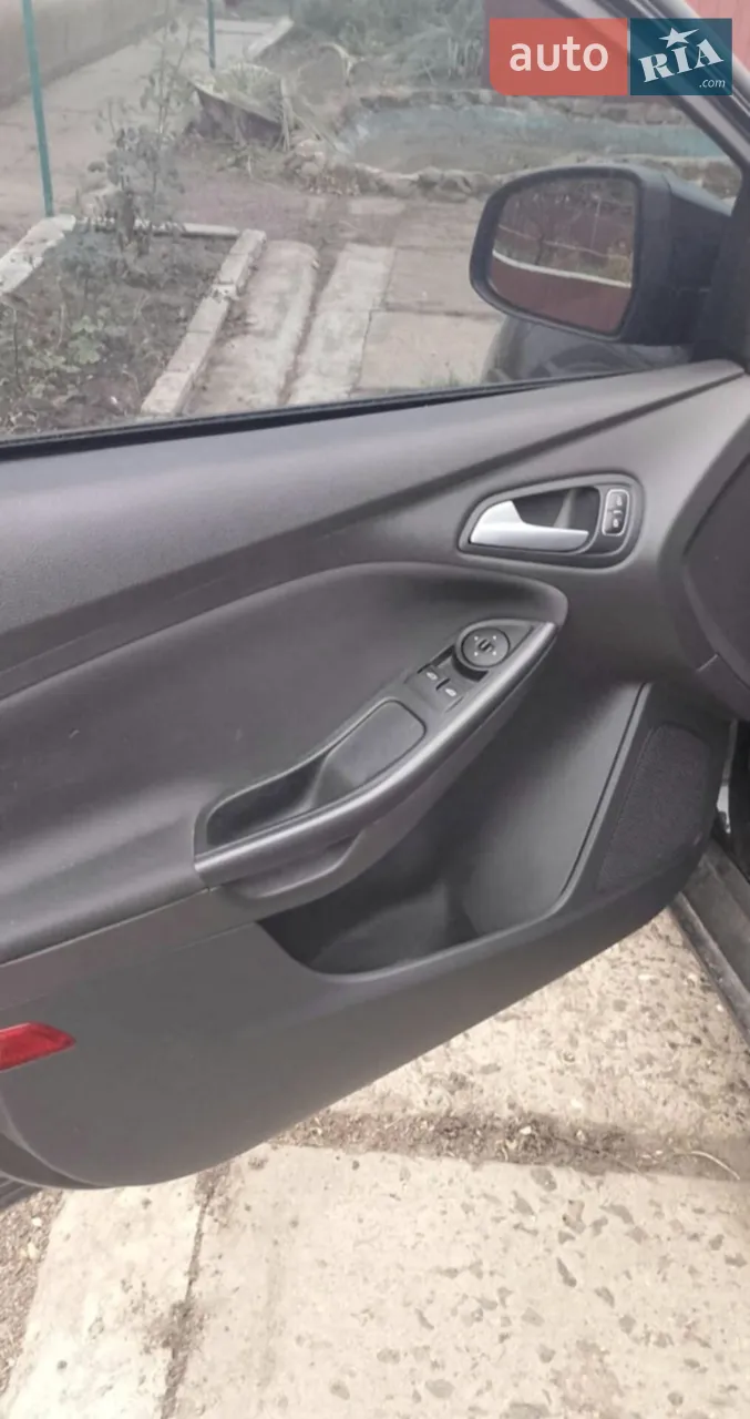 2015 Ford Focus - мініатюра 3