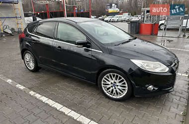 Ford Focus  2011
