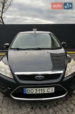 Ford Focus  2010