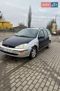 Ford Focus  2000