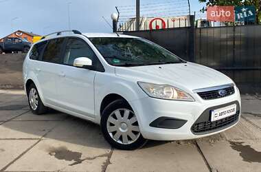 Ford Focus  2010