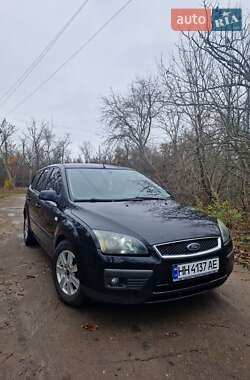 Ford Focus  2005