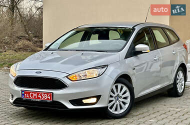 Ford Focus  2016