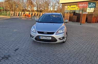 Ford Focus  2010