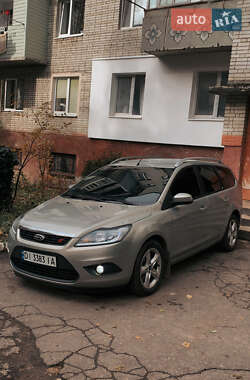 Ford Focus  2010